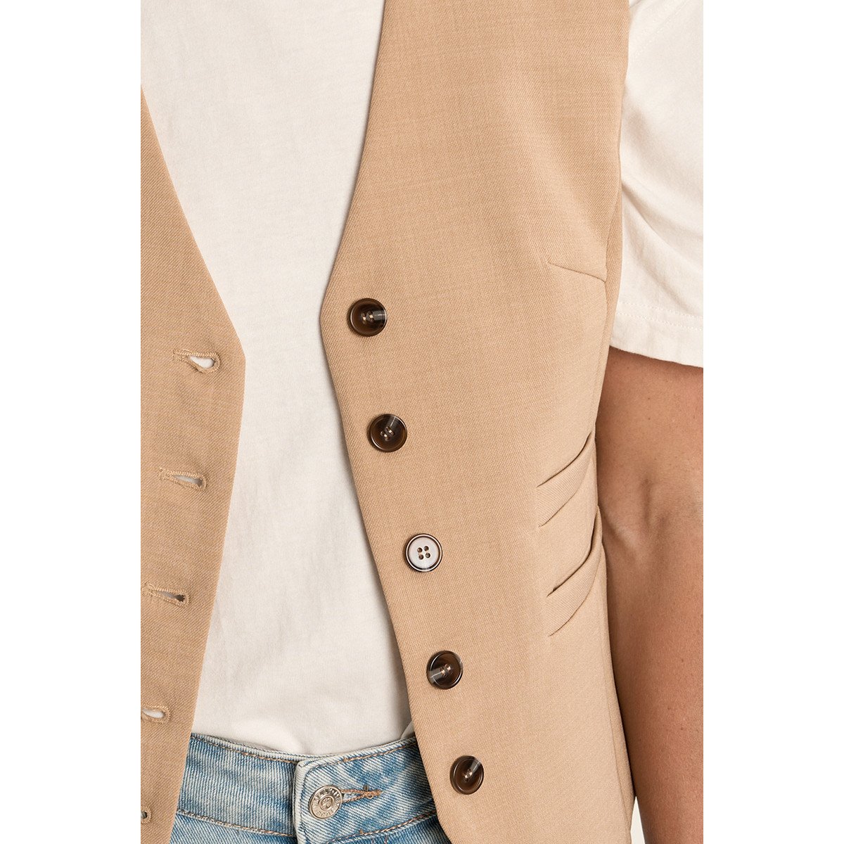 Veston court, cintré beige, MOLLY BRACKEN