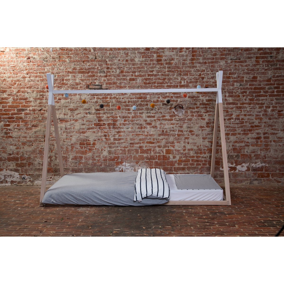 Lit tipi junior bois 90x200 cm bois blanc naturel naturel/blanc, CHILDHOME