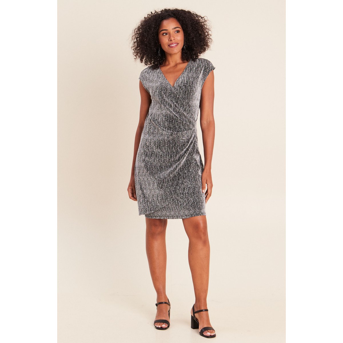 Robe ajustée courte col v sans manches gris argent, BREAL