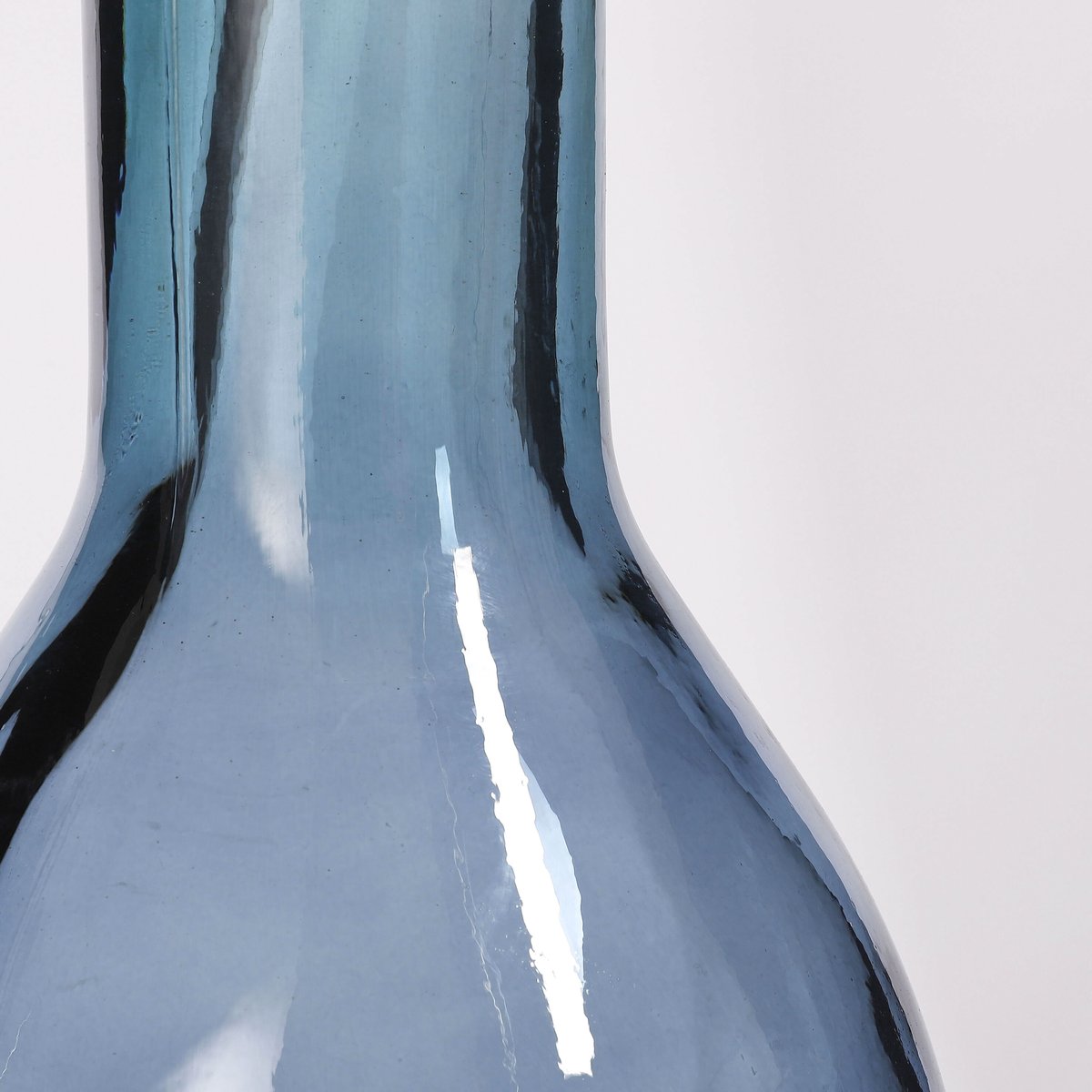 Bouteille décorative H75 cm RIOJA bleu clair, MICA DECORATIONS
