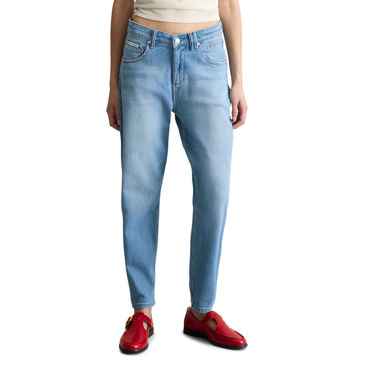 Jeans modèle Freja boyfriend ankle-length en mélange de coton organique et de lyocell bleu clair, MARC O’POLO DENIM