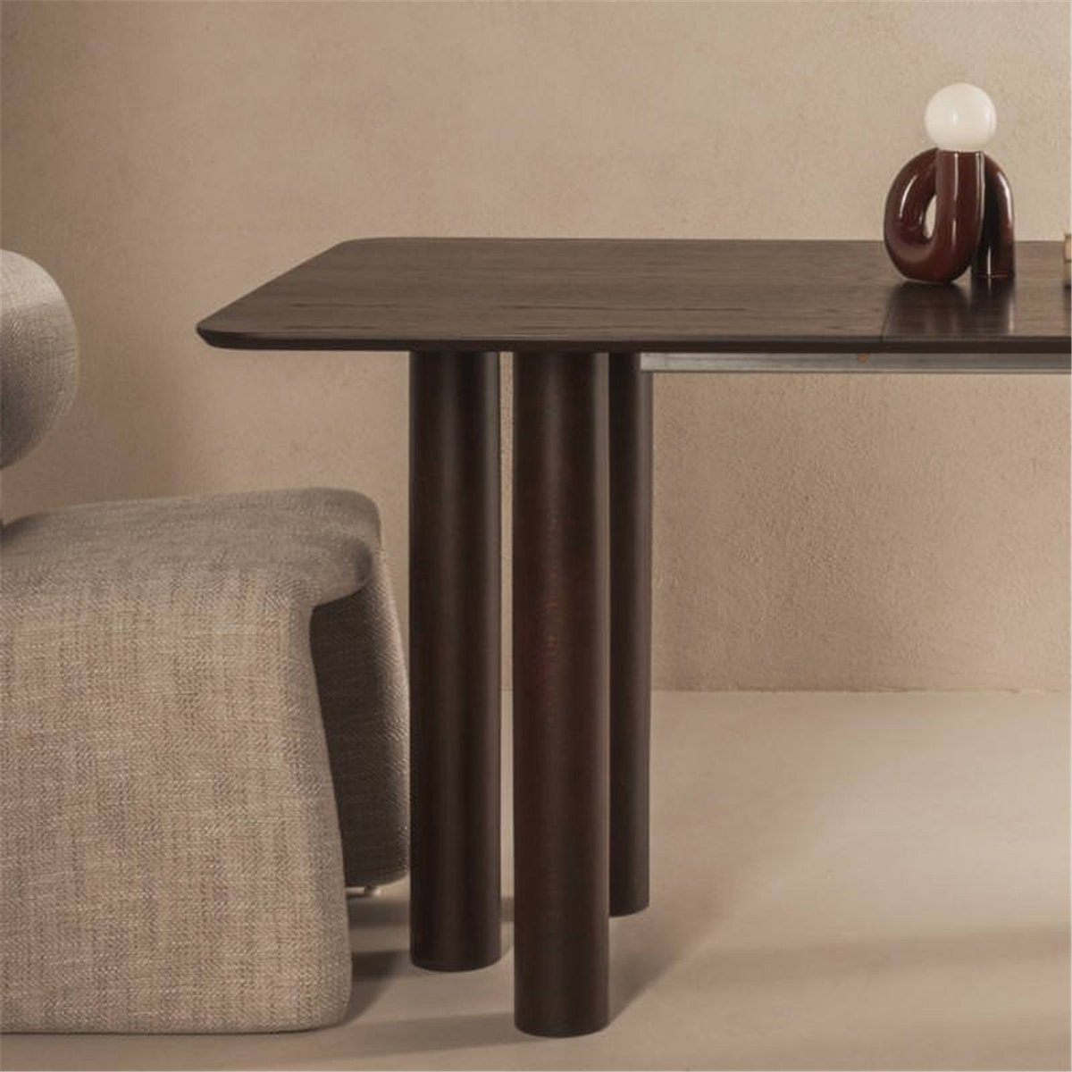 Table extensible arrondie en bois de hêtre noyer, RECOLLECTION