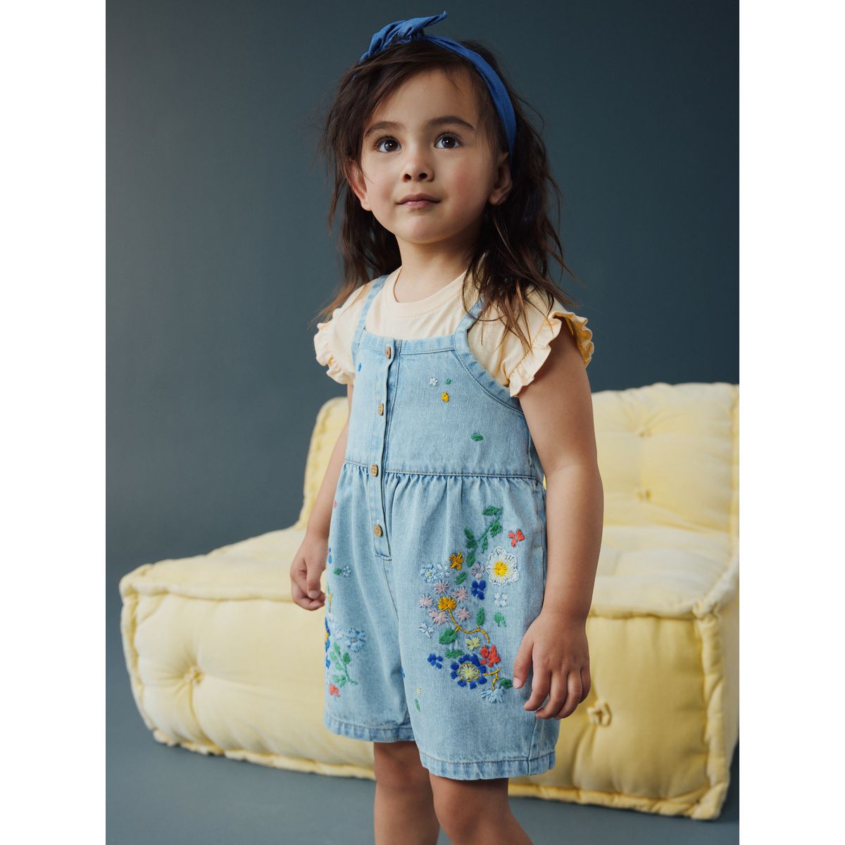 T-shirt et combi-short en jean à fleurs bleu moyen, NEXT