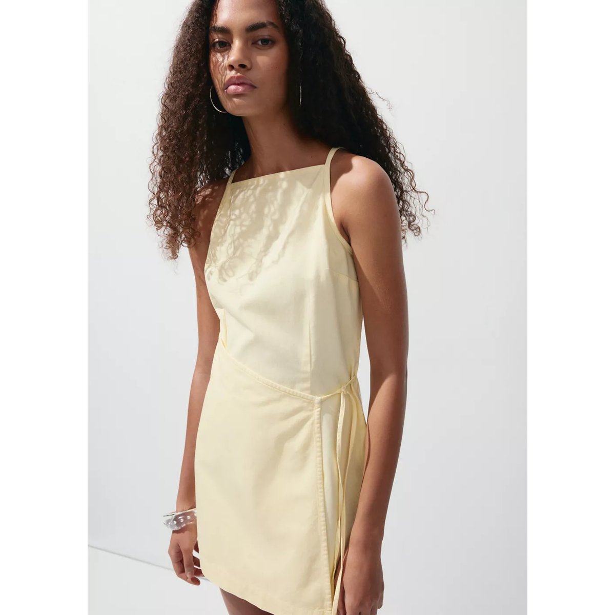 Robe à bretelles détail nœud jaune pastel, MANGO