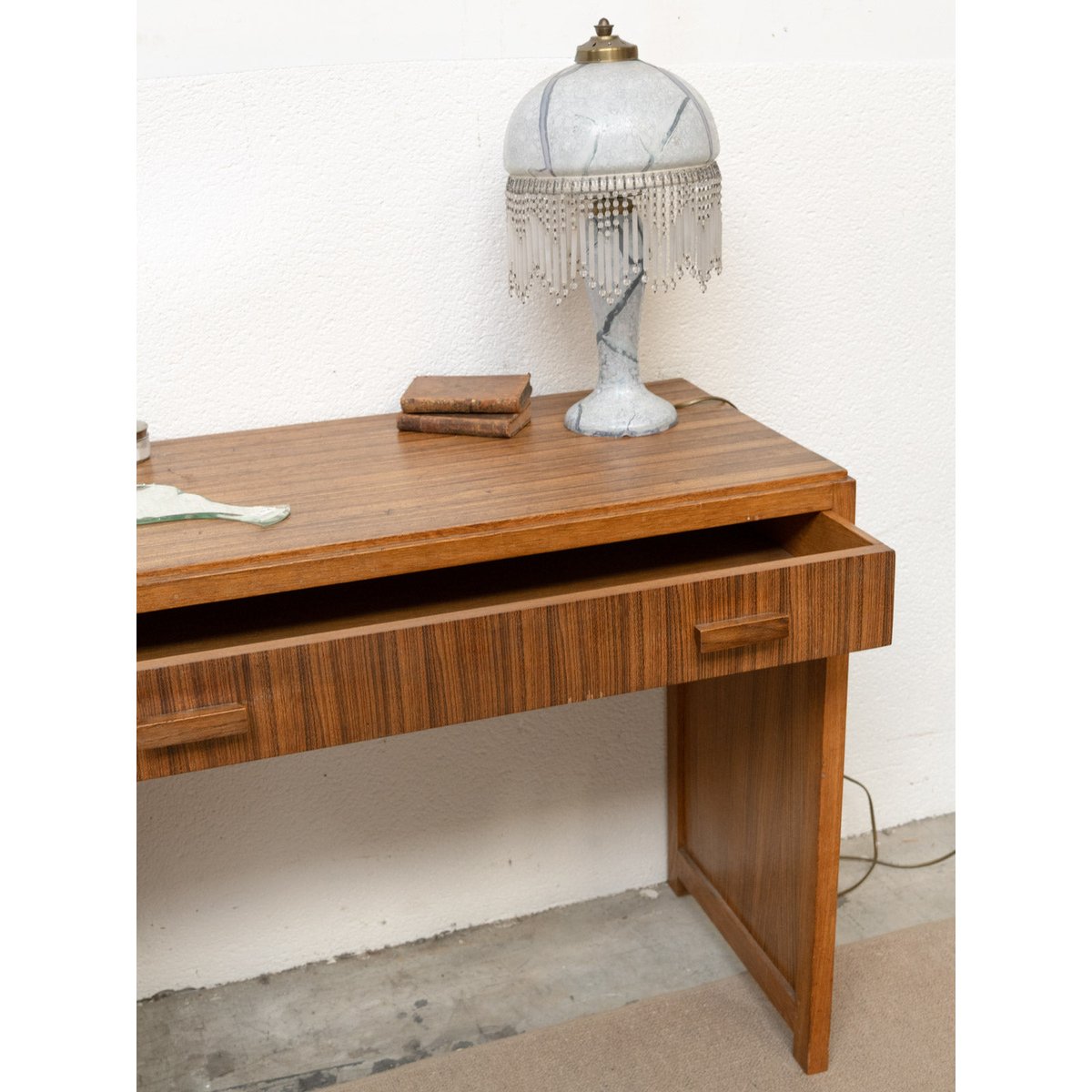 Coiffeuse en bois Louise N°319 - Bon état bois clair, DEBONGOUT