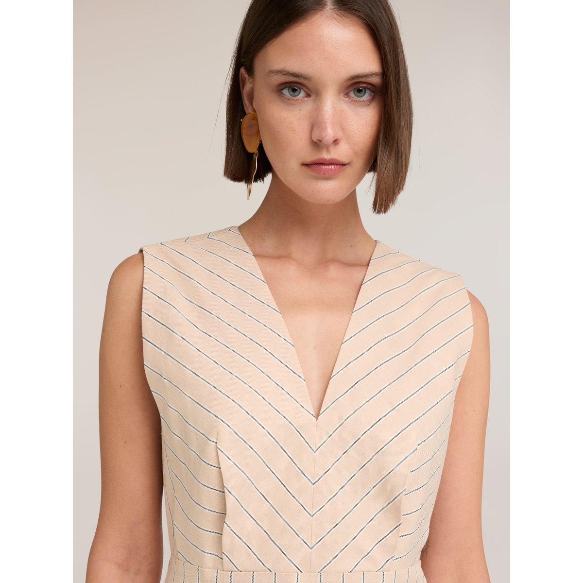 Robe fourreau à rayures beige, MOTIVI