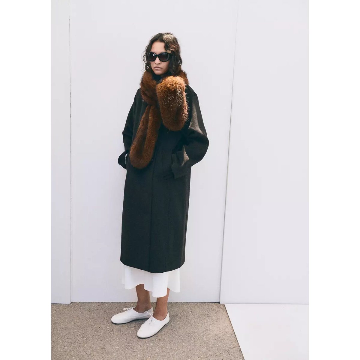 Manteau en laine à col cheminée chocolat, MANGO