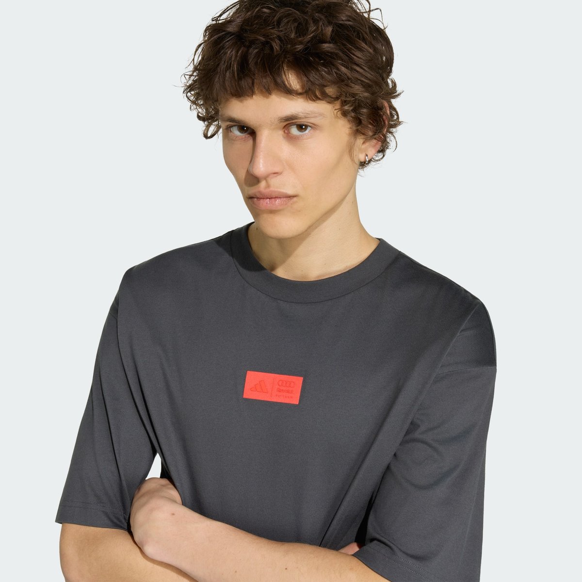 T-Shirt Graphique Audi Revolut F1 Team Elevated I T-Shirt Graphique Audi Revolut F1 Team Elevated I utility black / hi-res red, adidas Performance