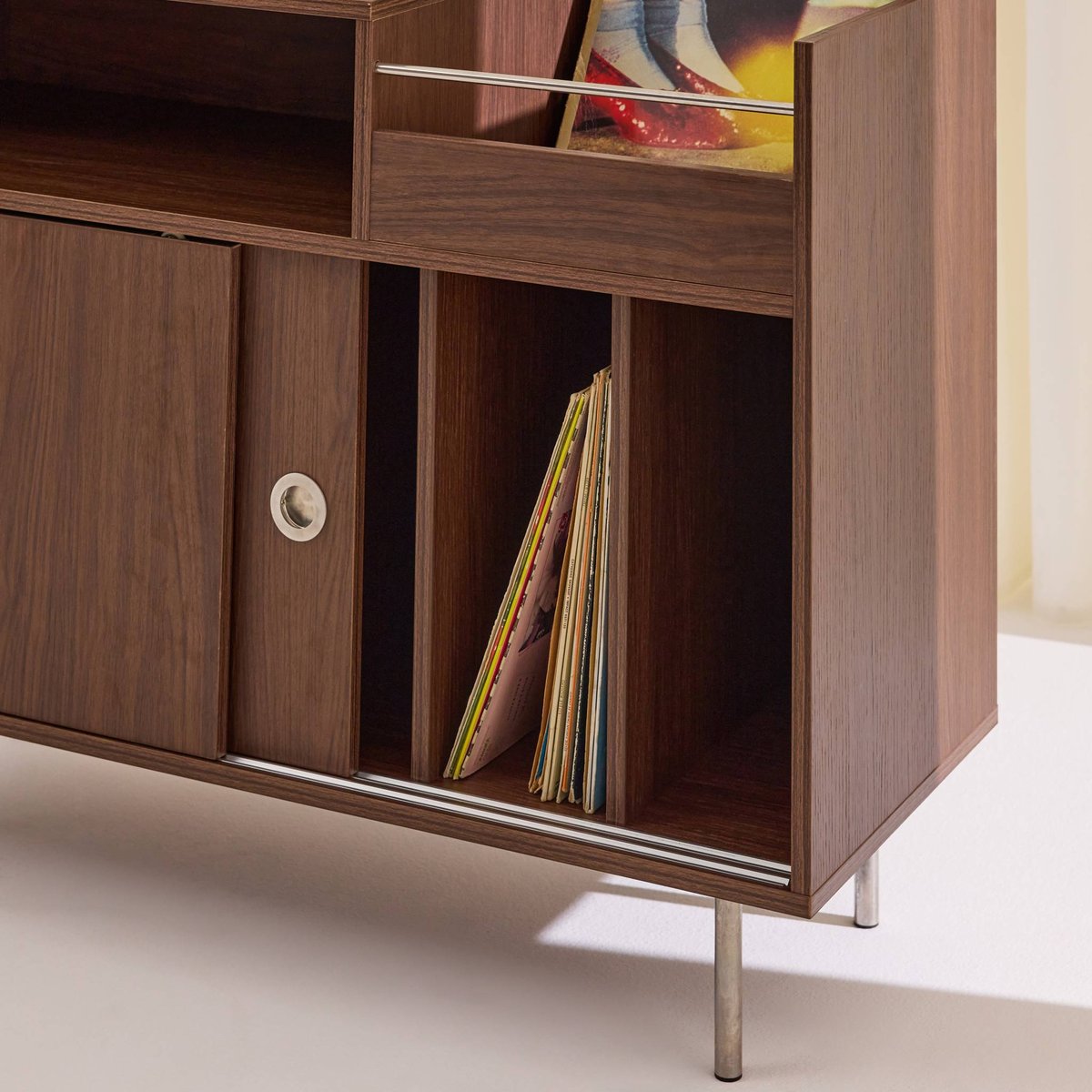 Meuble vinyle vintage décor bois et acier inoxydable 100cm SHELBY noyer, SWEEEK