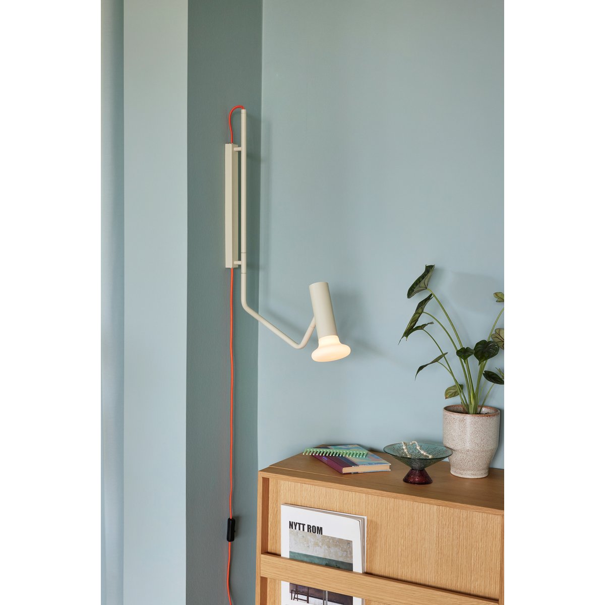 Applique murale en verre et fer WALLY beige, HUBSCH