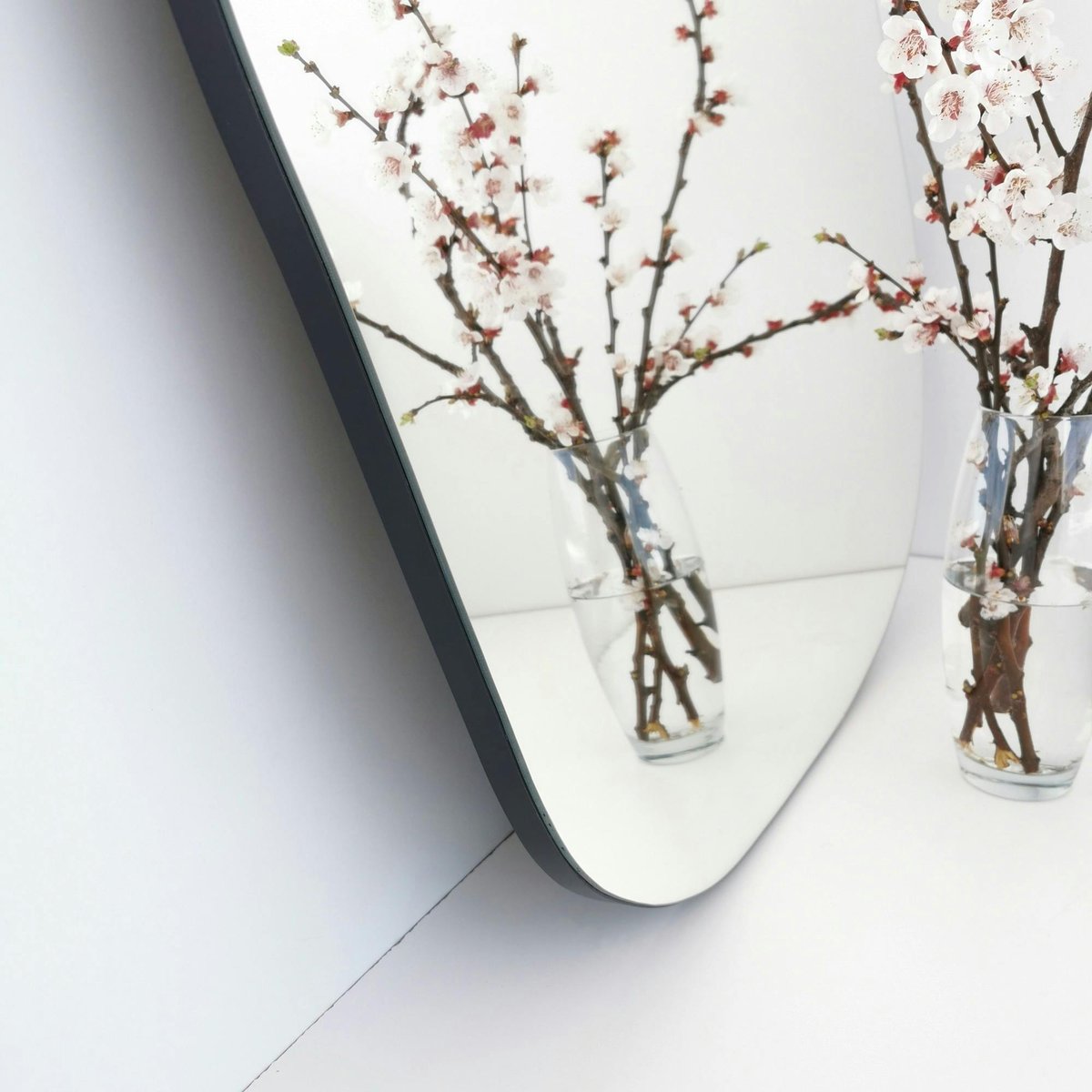 Miroir design organique 75 cm, forme libre CODY noir, PIER IMPORT