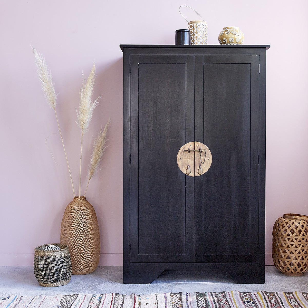 Armoire 2 portes en bois d'acajou  NUSA noir, BERAH GETAH