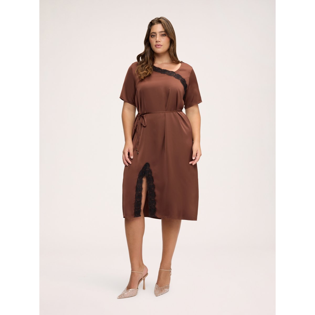 Robe avec détail en dentelle marron, FIORELLA RUBINO