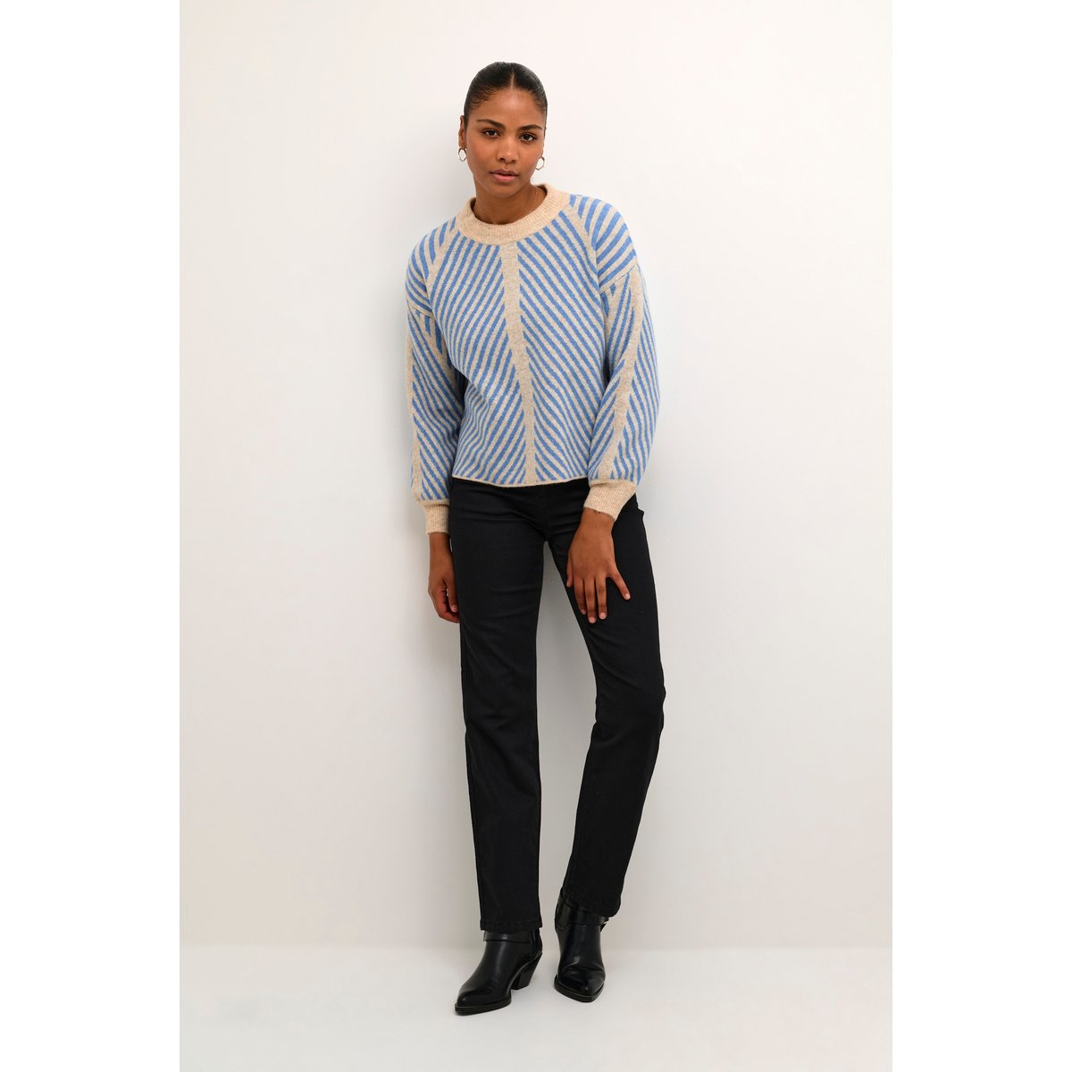 Knitted pullover beige/bleu rayures beige/cornflower stripe, KAFFE