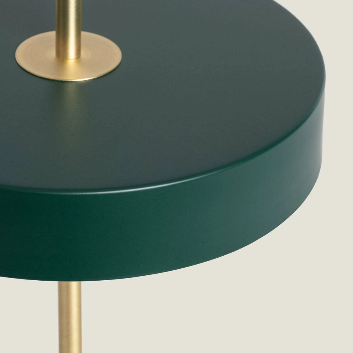 Lampe à poser en métal- ARIA vert, DRAWER