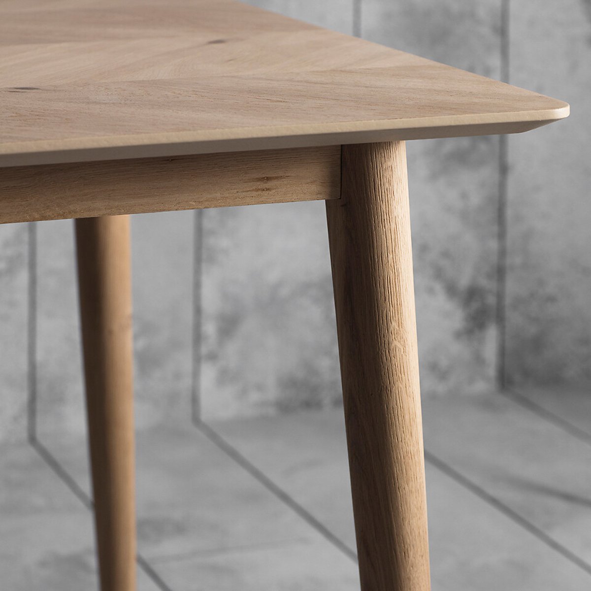 Dhule Herringbone Oak Dining Table (Seats 6) brown , ÉDITÉ