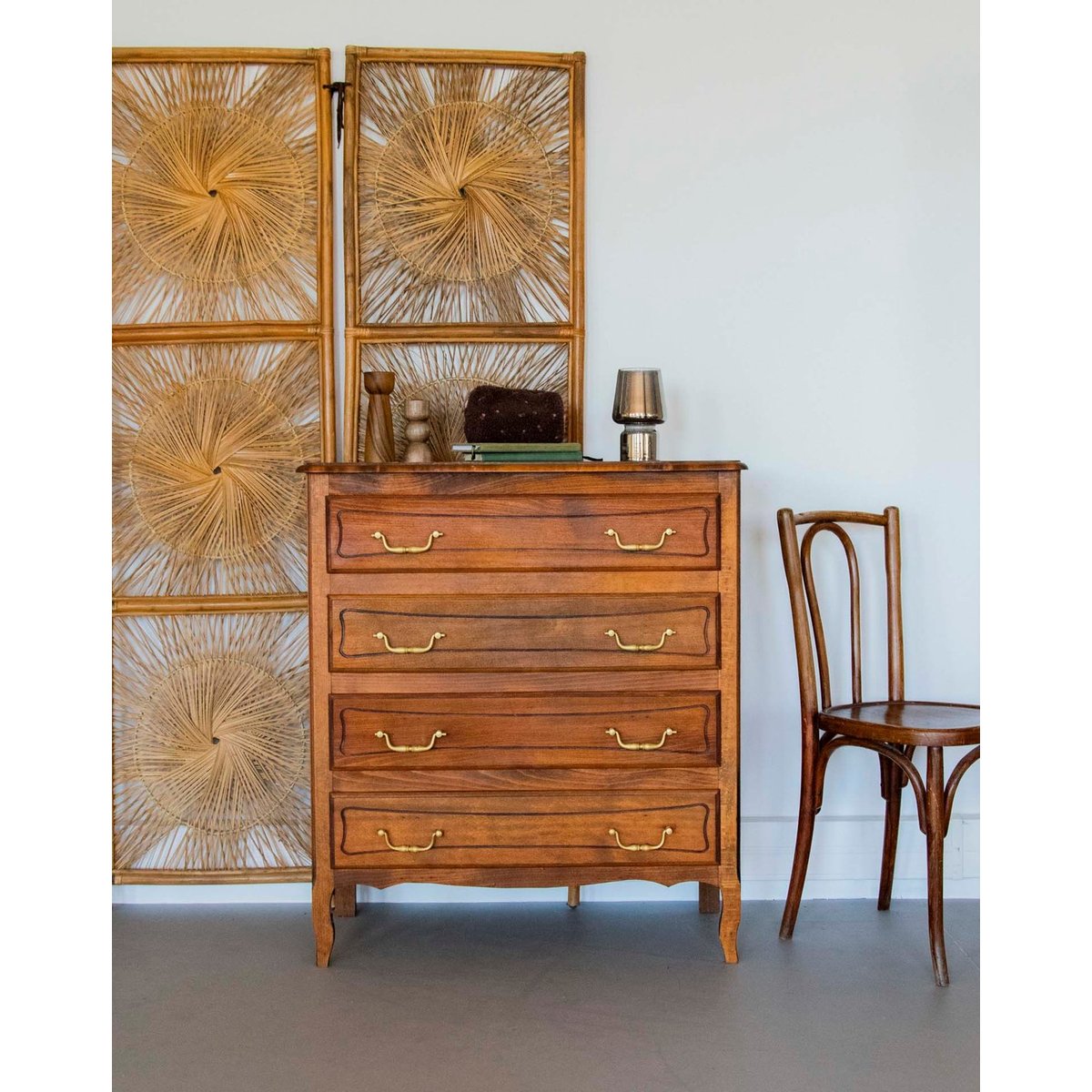Commode en bois foncé Garance N°585 - Bon état bois foncé, DEBONGOUT