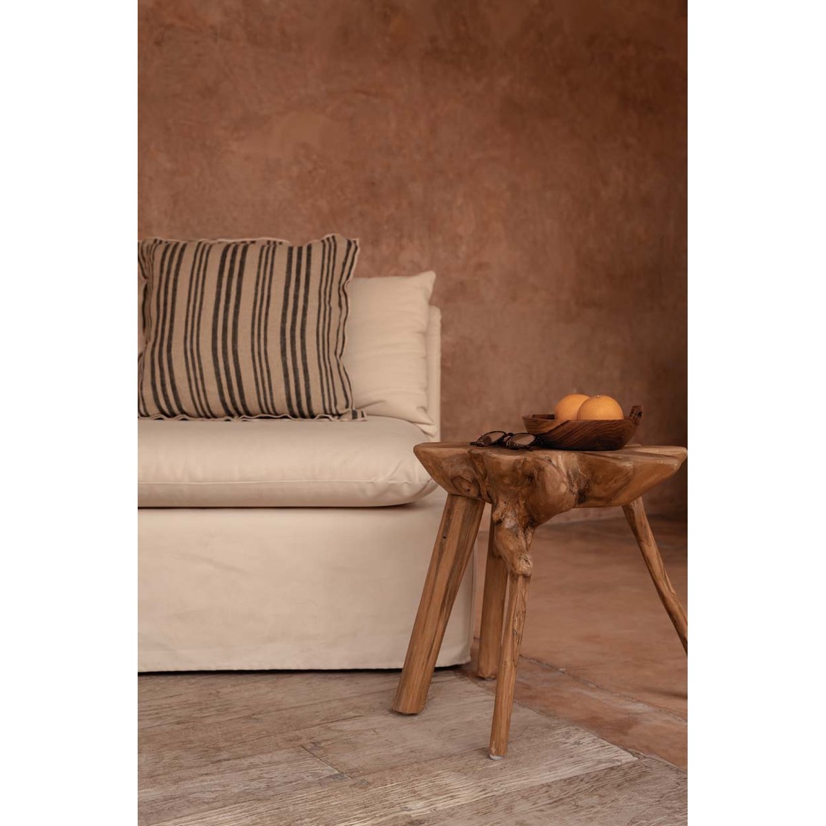 Table d’appoint en bois de teck ROOTY beige, BAZAR BIZAR
