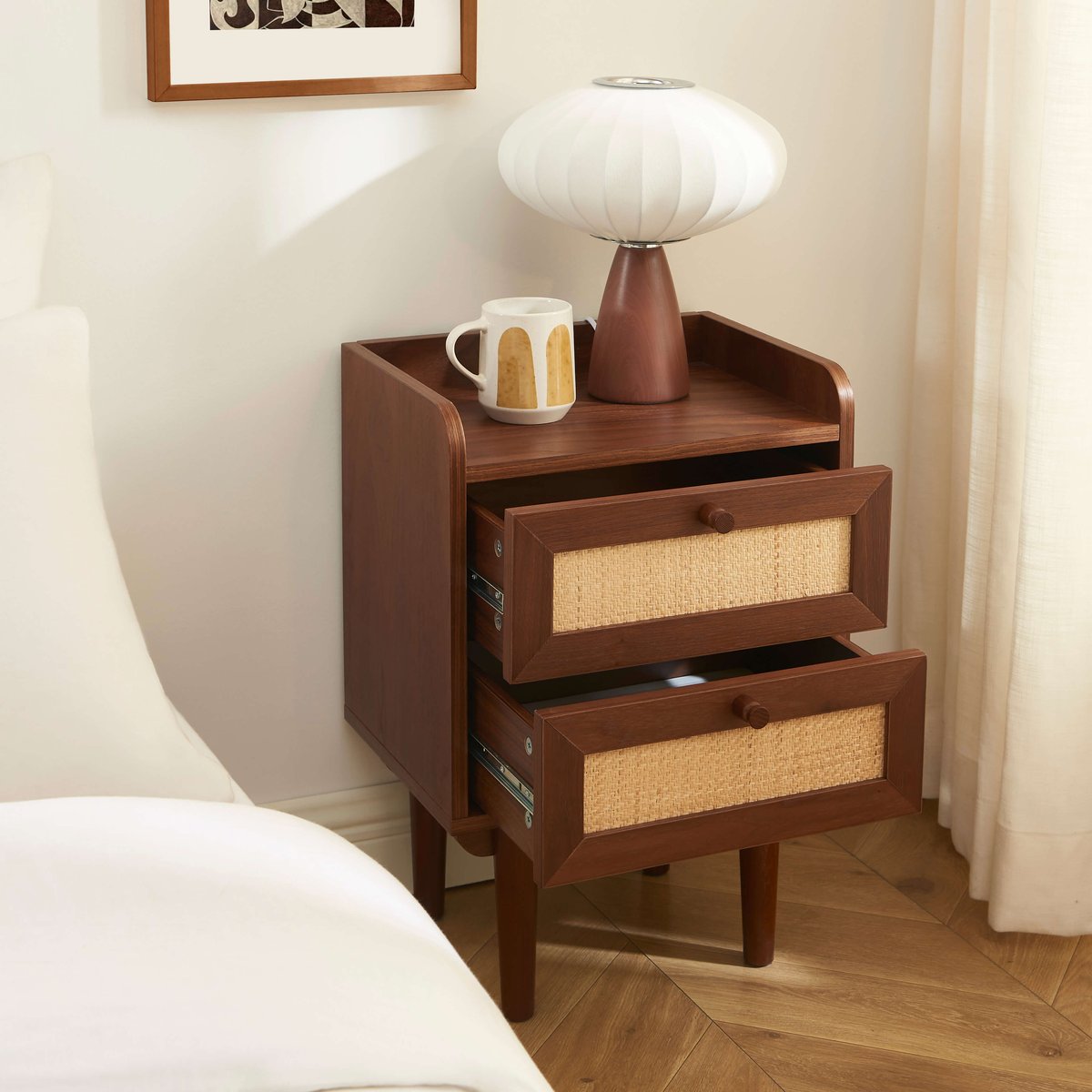 Table de chevet en cannage LEON noyer, SORELH