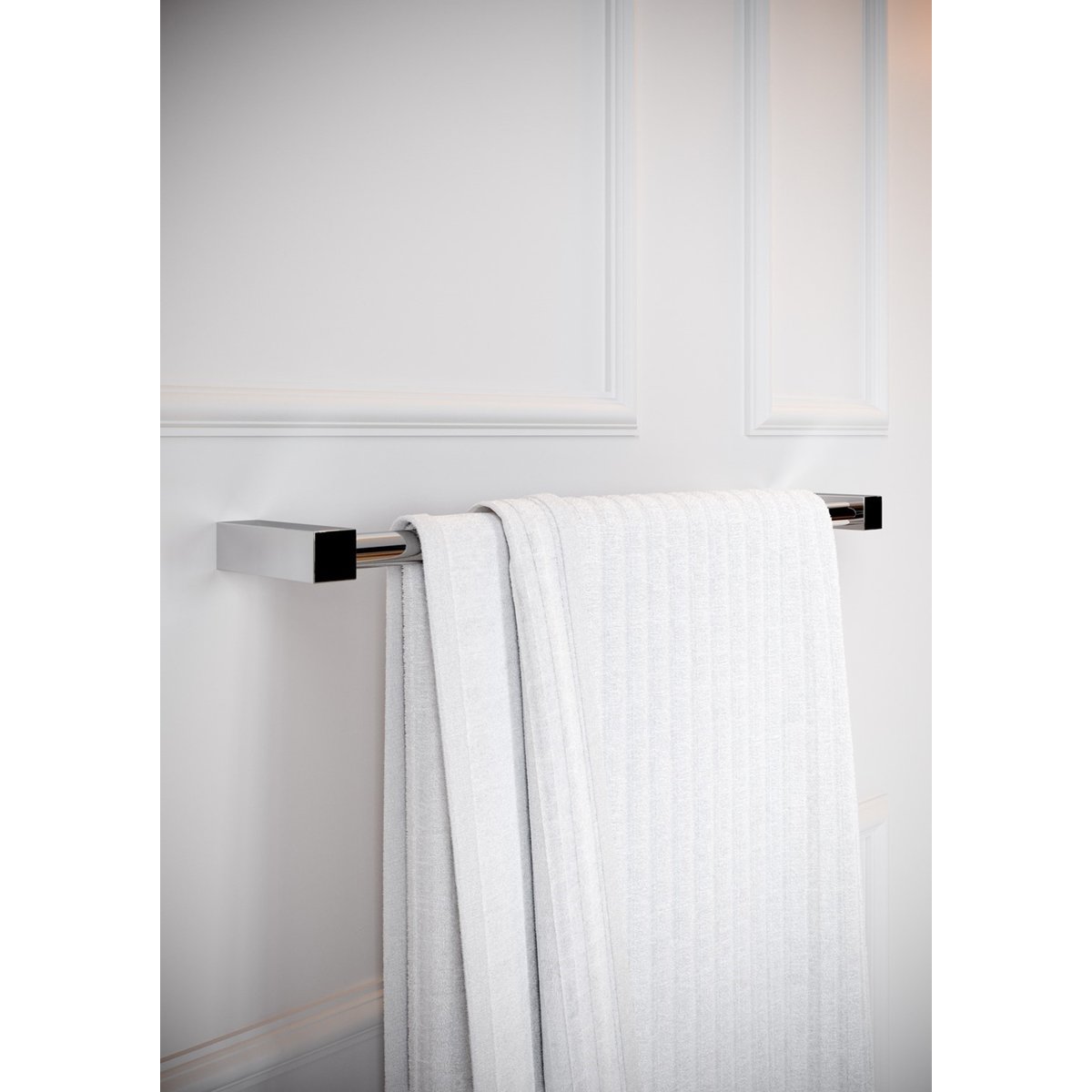 Porte Serviette mural  METRIC noir, COSMIC