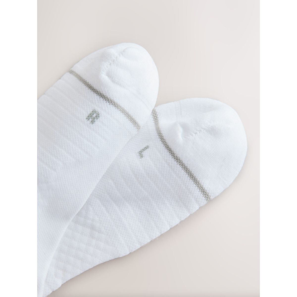 Chaussettes de sport mi-hautes, 4 paires blanc, NEXT