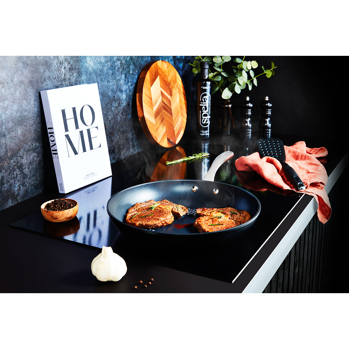 30cm Smart Start Classic Frying Pan black, TOWER