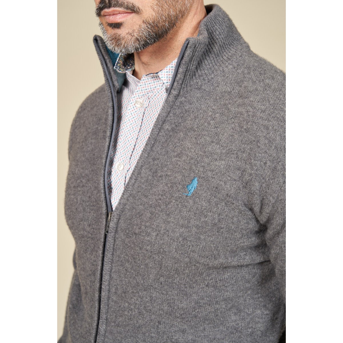 Gilet zippé gris, MCS