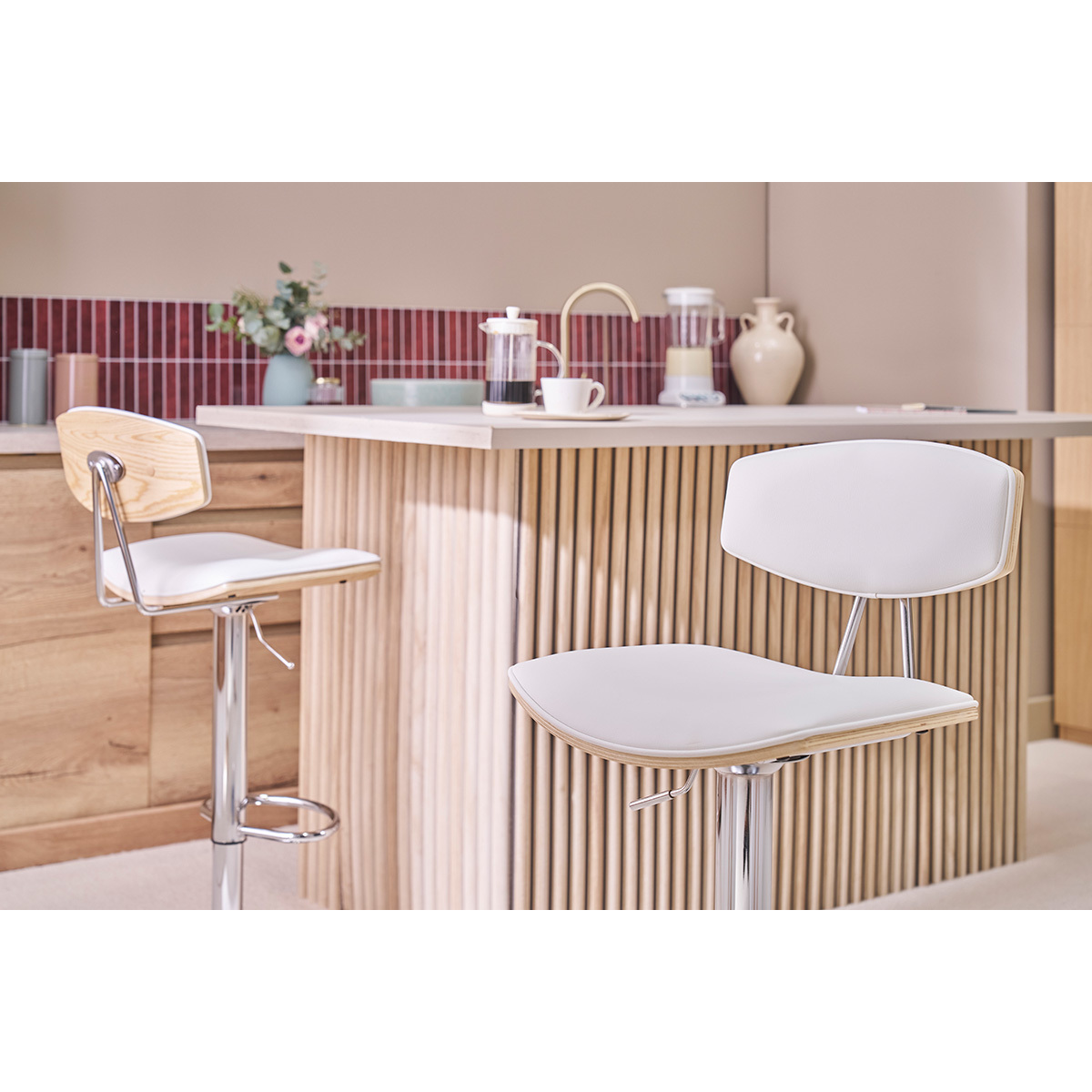 Tabourets de bar design réglables (lot de 2) VASCO blanc, MILIBOO