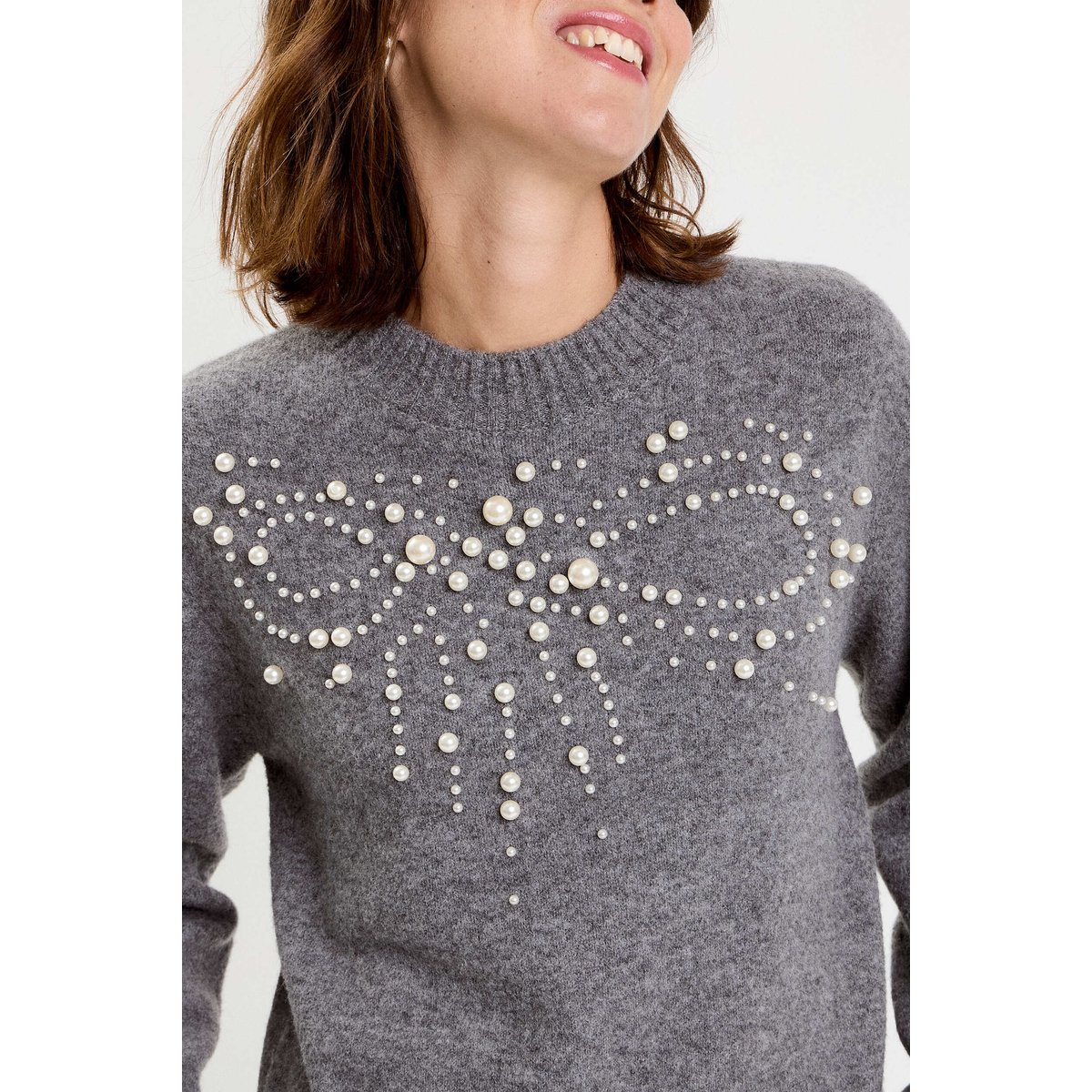 Pull avec perles gris foncé, CACHE CACHE