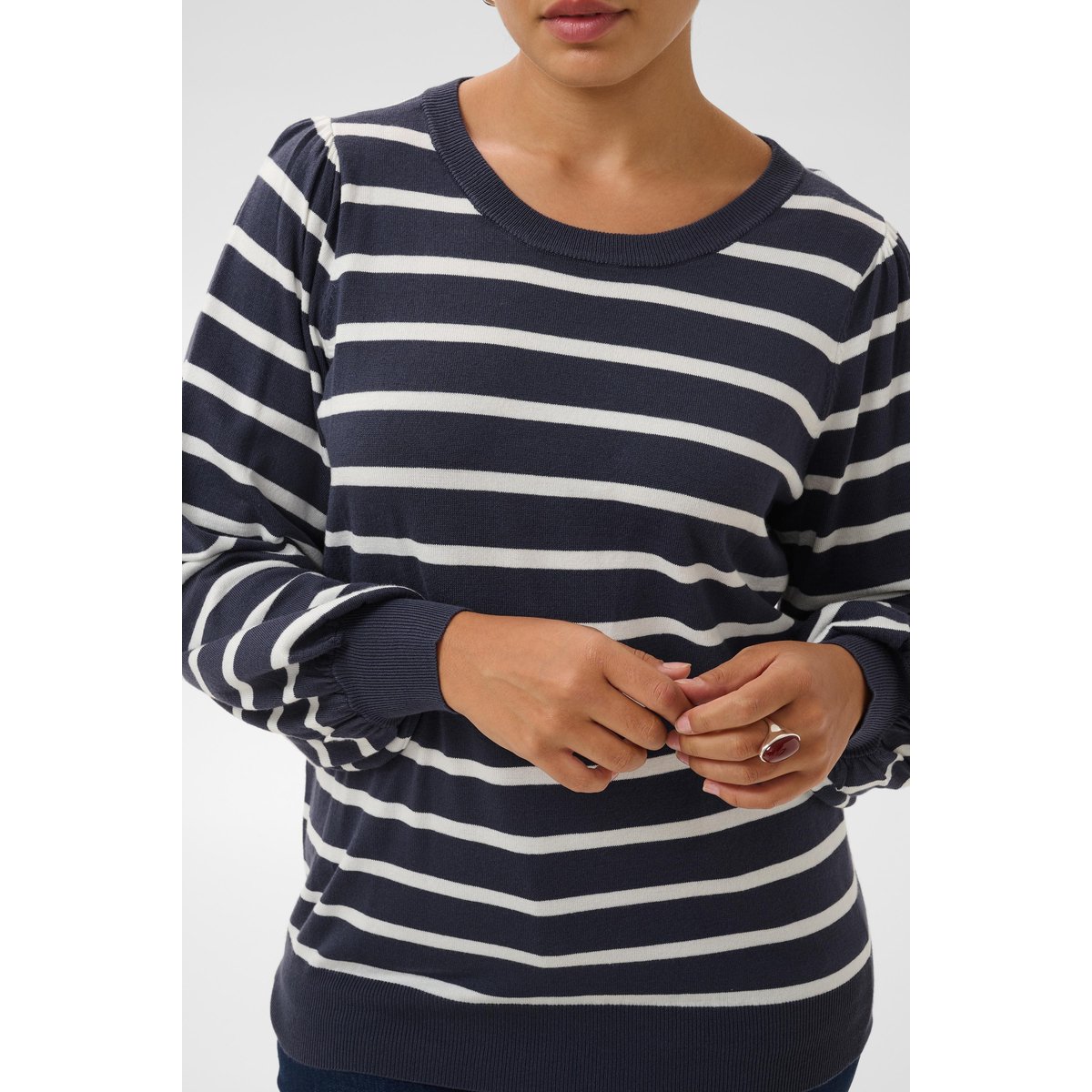 Pullover tricoté bleu blanc graphite w. chalk stripe, KAFFE CURVE
