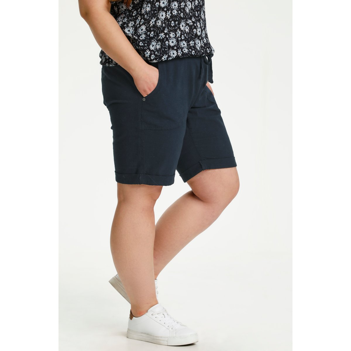 Shorts casual bleu midnight marine, KAFFE CURVE