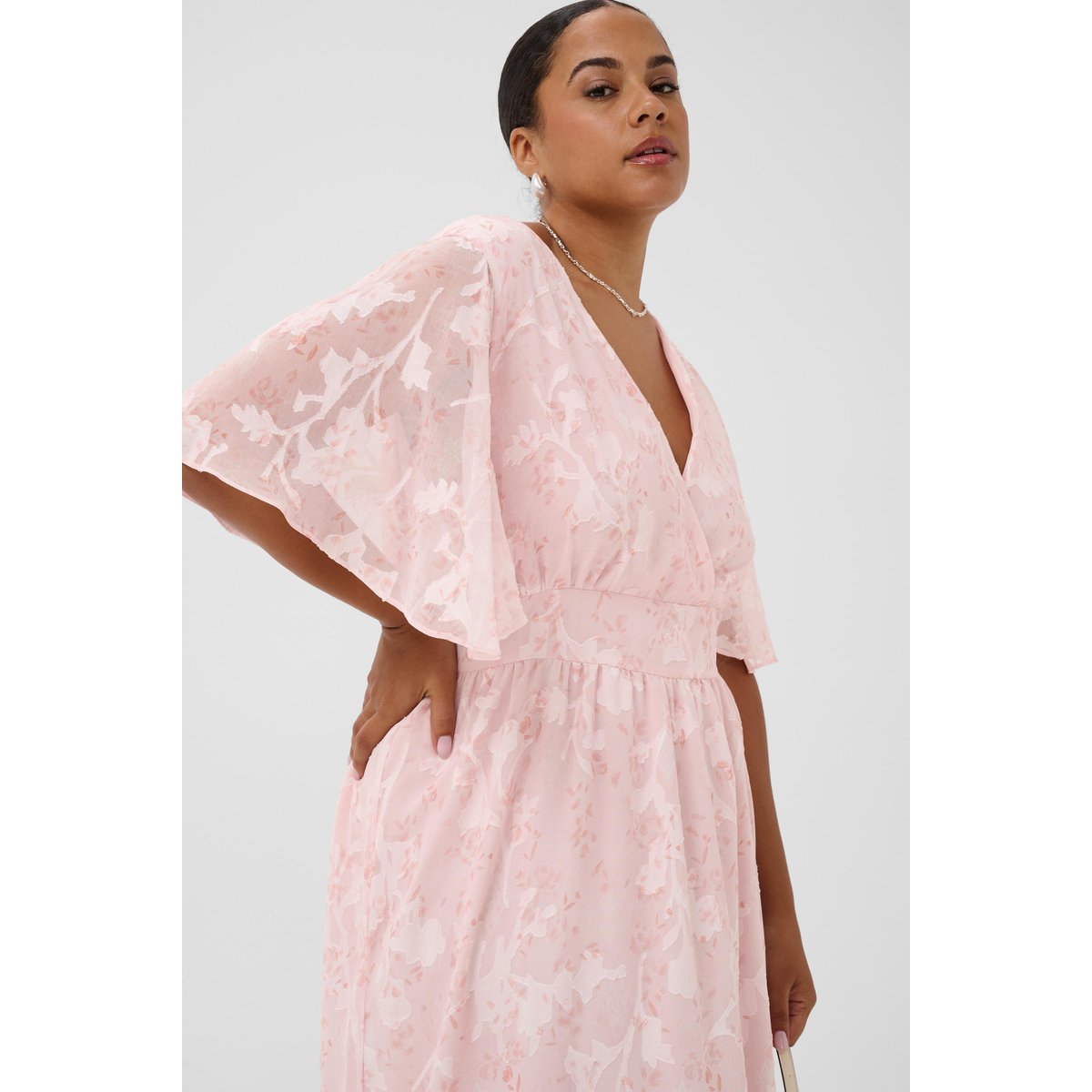 Robe rose dusty pink flowers, KAFFE CURVE