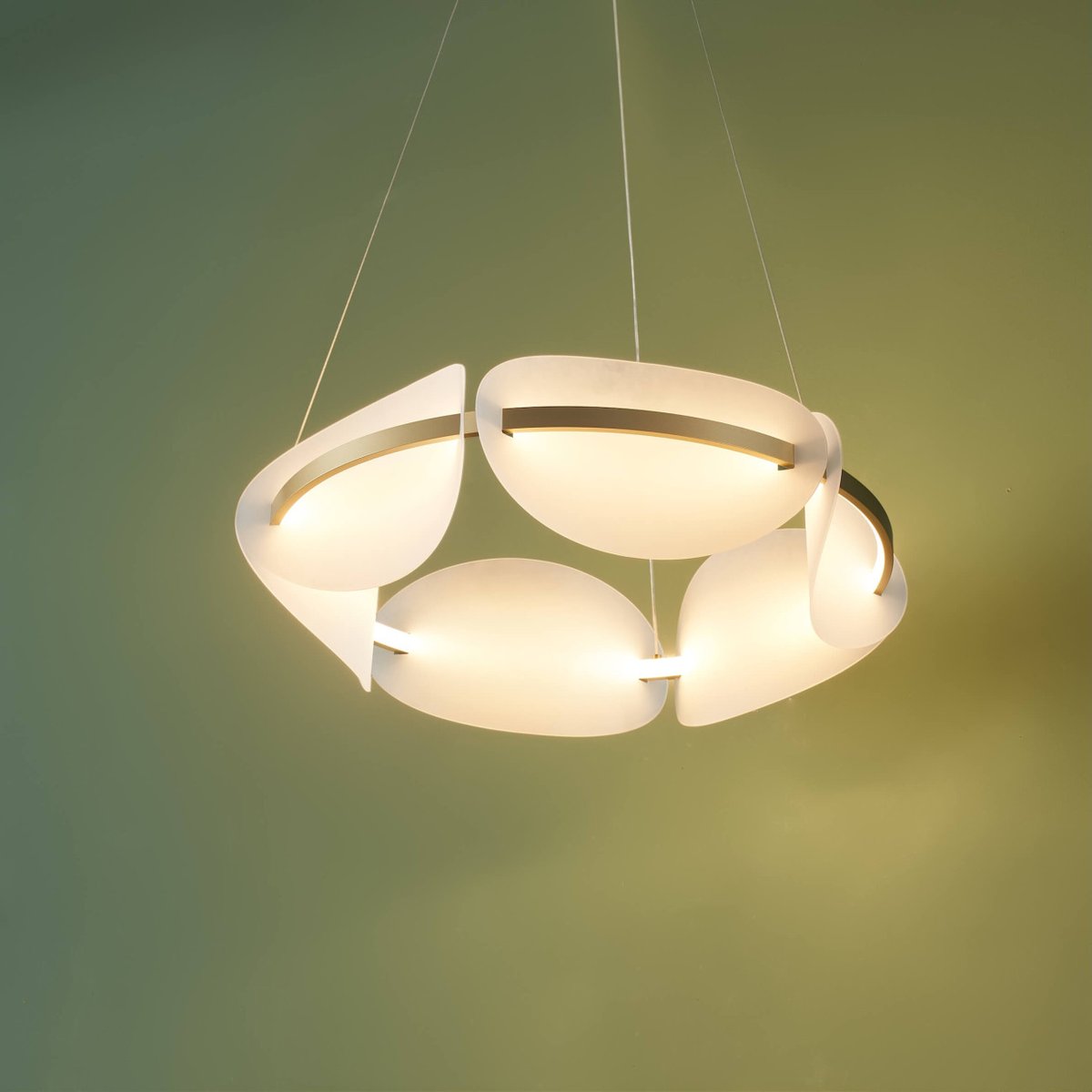 Suspension LED capsule galbée - CRISTALIA blanc et doré, KOSILUM