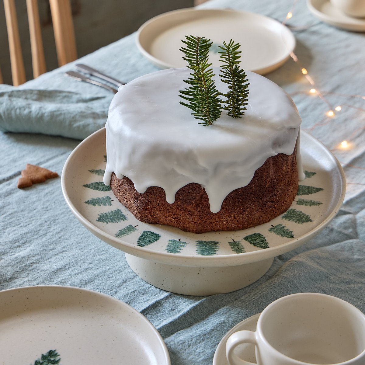 Assiette sur Pied Pacifica, Casafina by COSTA NOVA christmas tree, COSTA NOVA