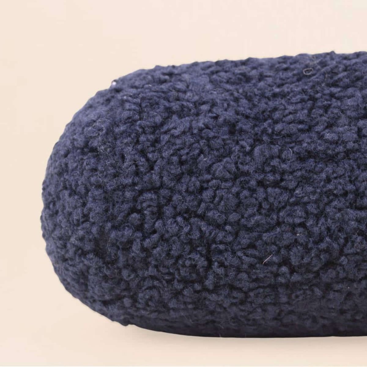 Coussin polochon bouclette 16x38cm bleu, ORNAMI