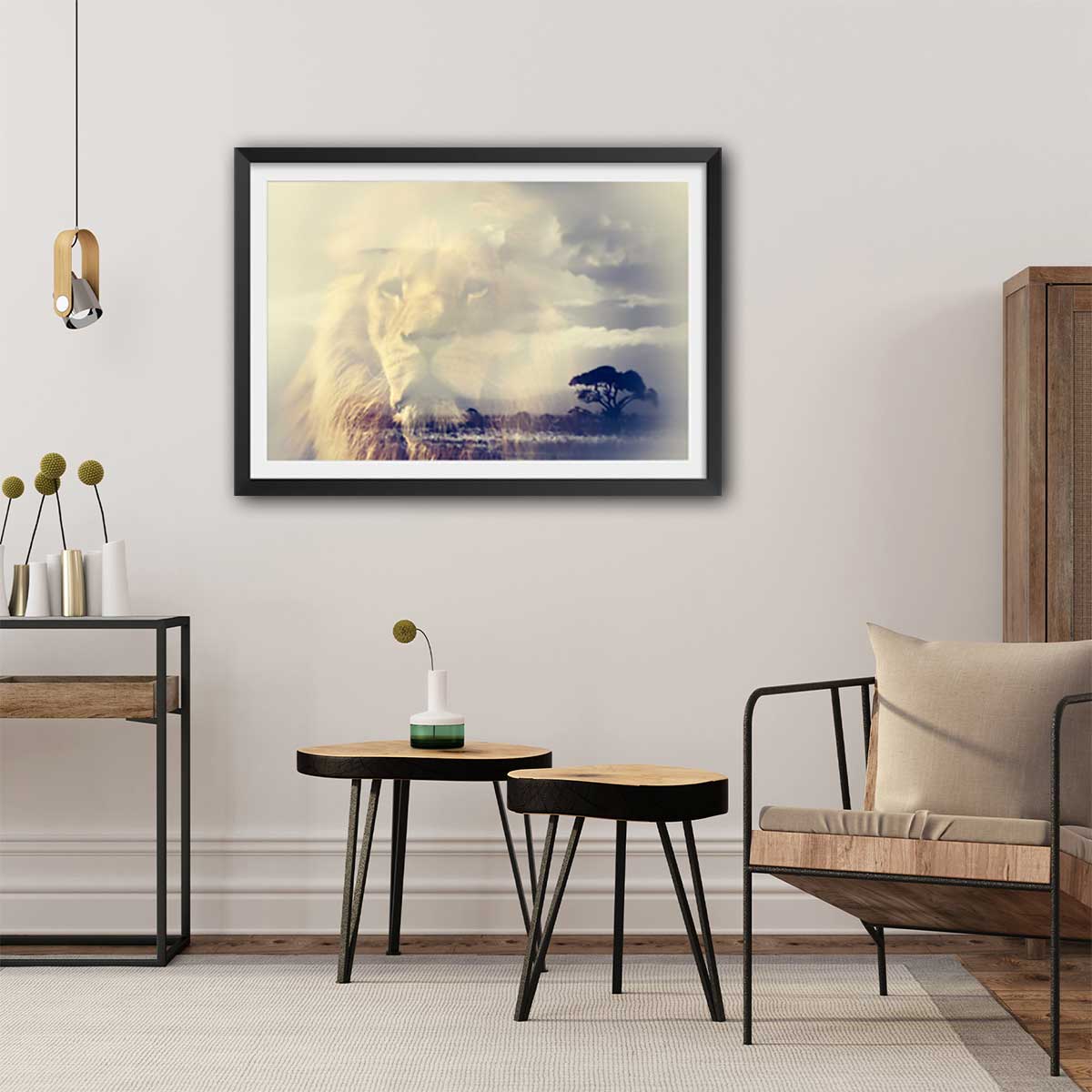 Affiche animaux lion and mount kilimanjaro affiche + cadre en bois - noir, HEXOA