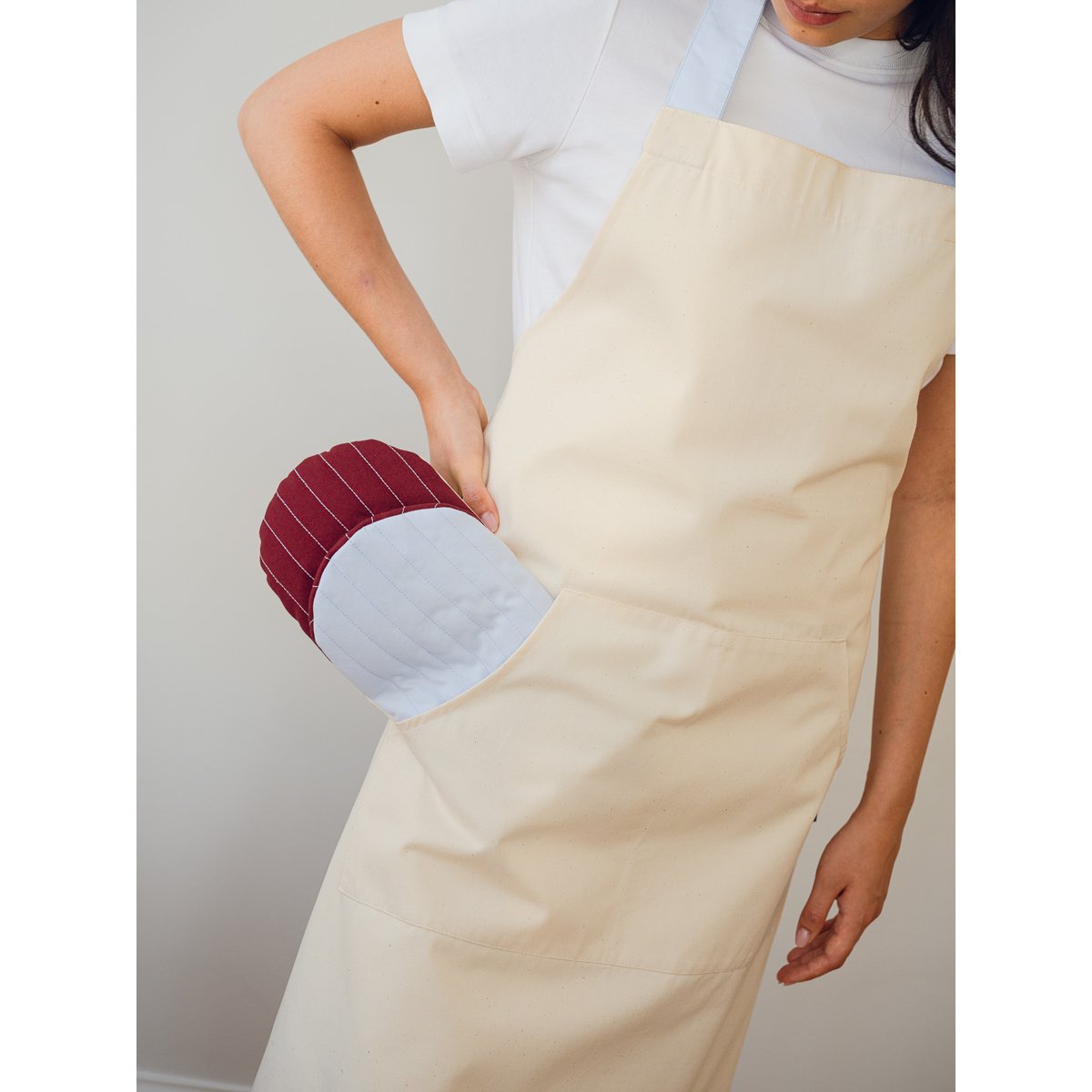 Tablier RUBI beige‚ burgundy & blue, NOO.MA