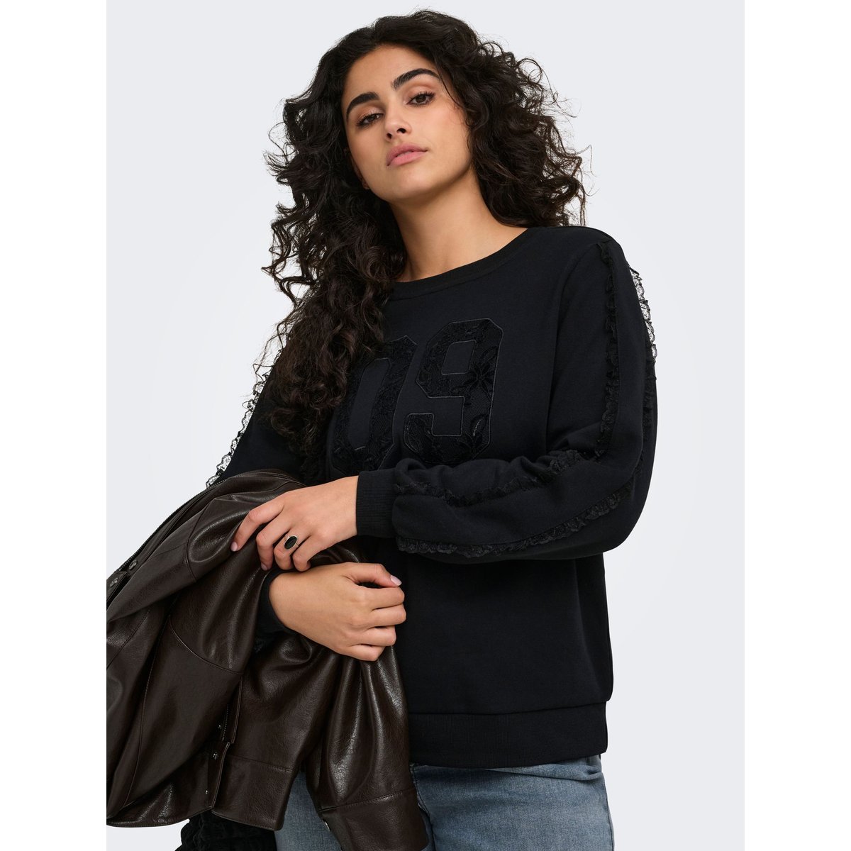 Sweat-Shirt noire - black, ONLY CARMAKOMA