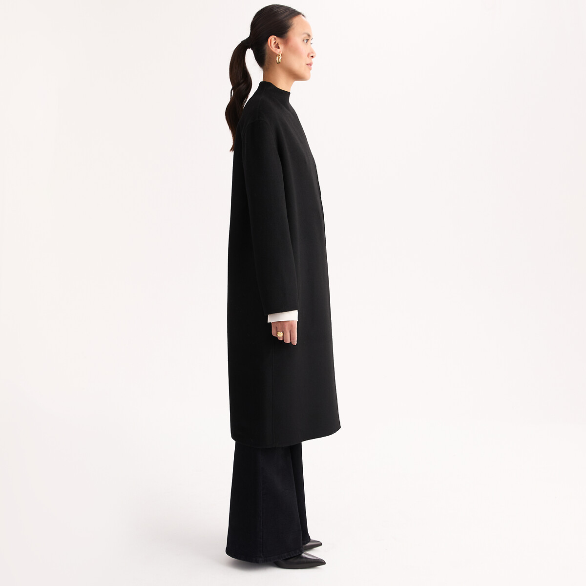 Manteau long fluide, ceinturé en laine mélangée avec encolure écharpe noir, ANNE WEYBURN
