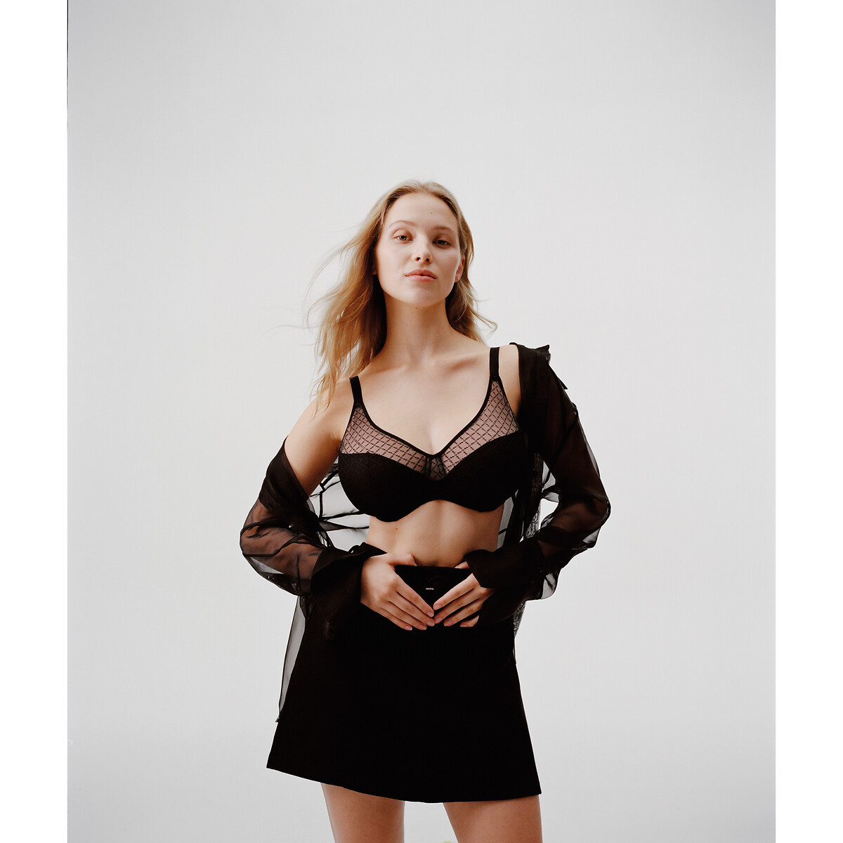 Omsluitende beugel-BH Norah Chic zwart, CHANTELLE