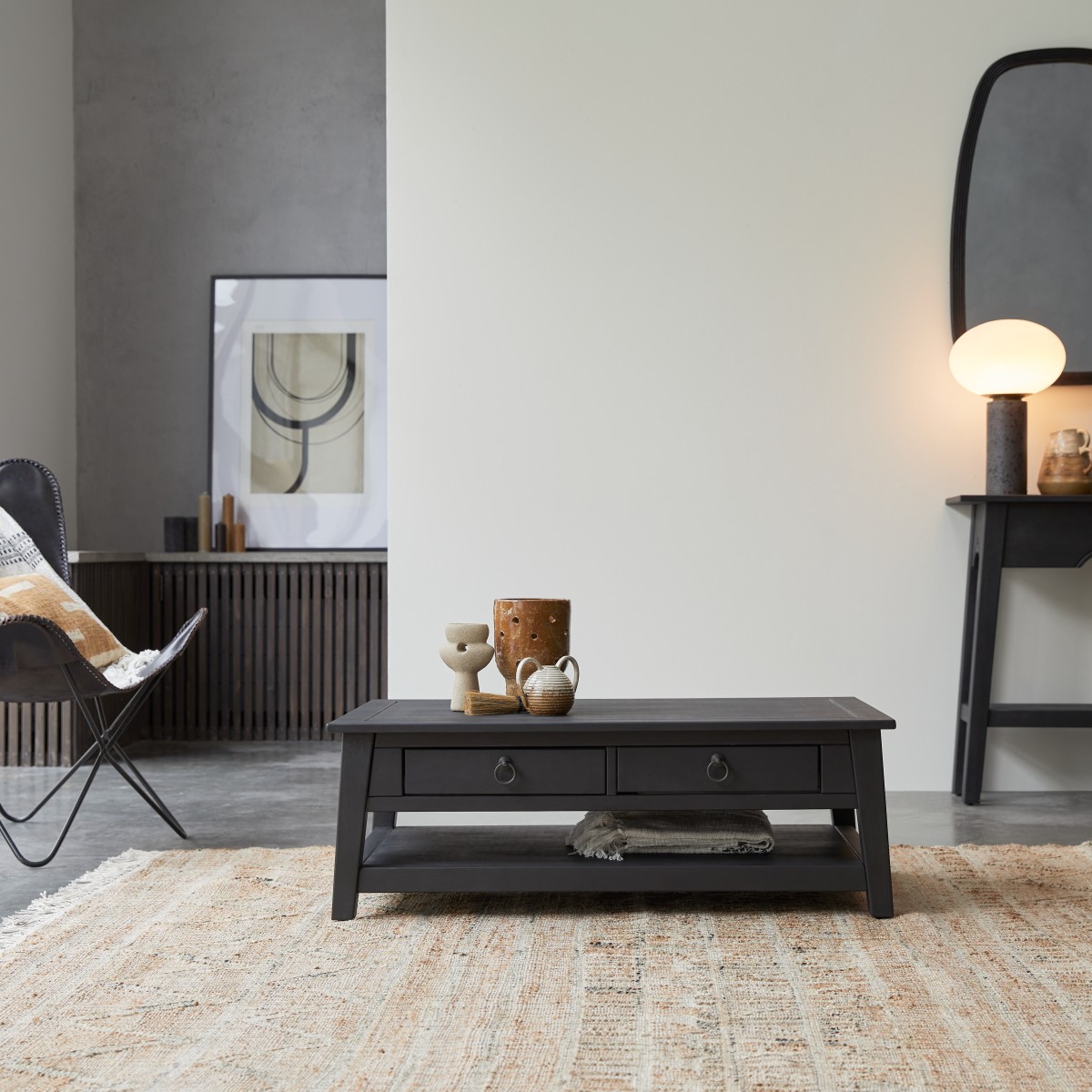 Table basse en Pin massif, THAKI BLACK noir, TIKAMOON