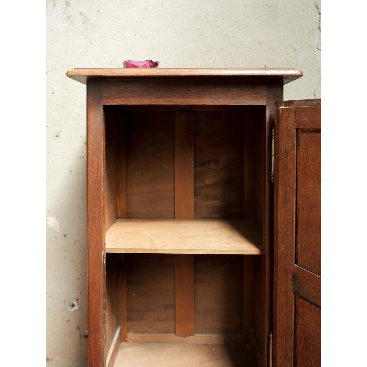 Table d'appoint en bois Francine N°985 - Bon état bois foncé, DEBONGOUT