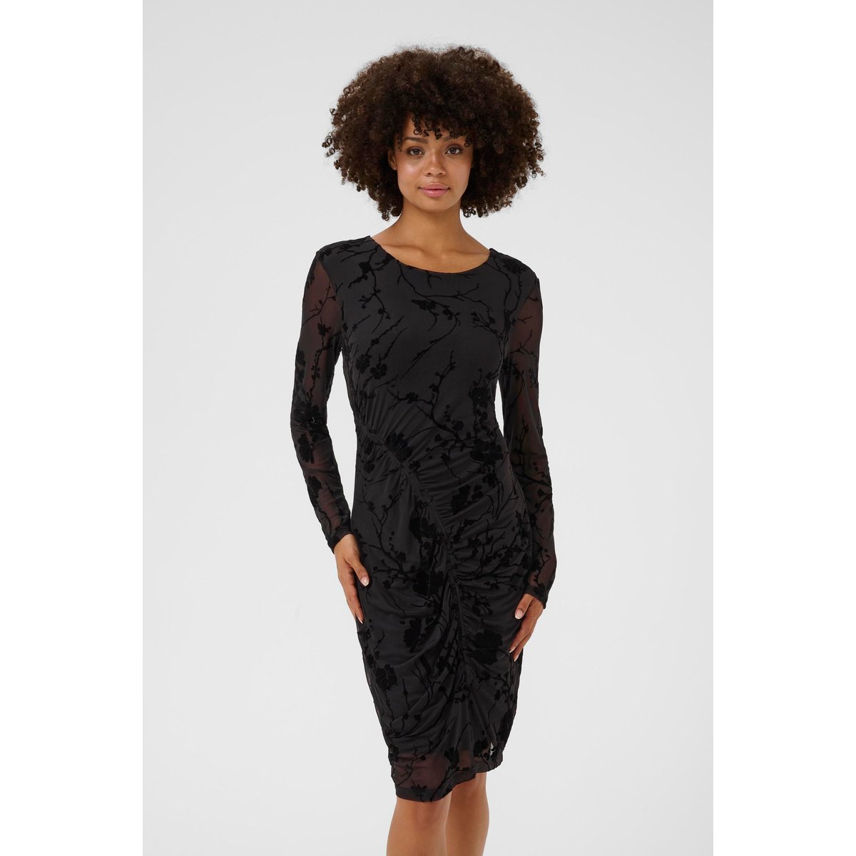 Robe noir, CULTURE