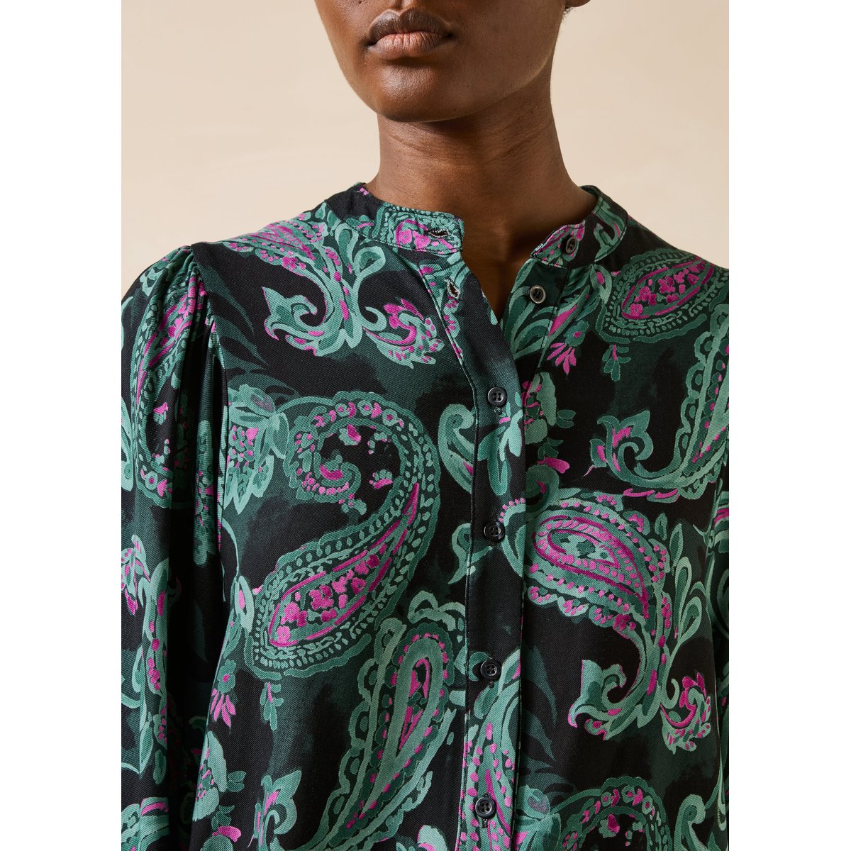 Chemise manches longues imprimée encolure tunisienne petrole, LA FEE MARABOUTEE