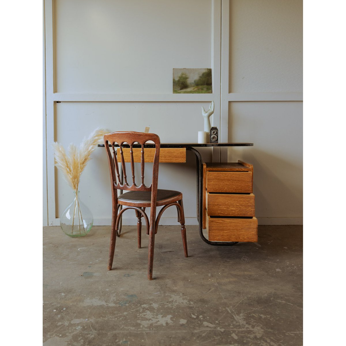 Bureau années 50 en bois Edouard N°628 - Bon état bois clair, DEBONGOUT