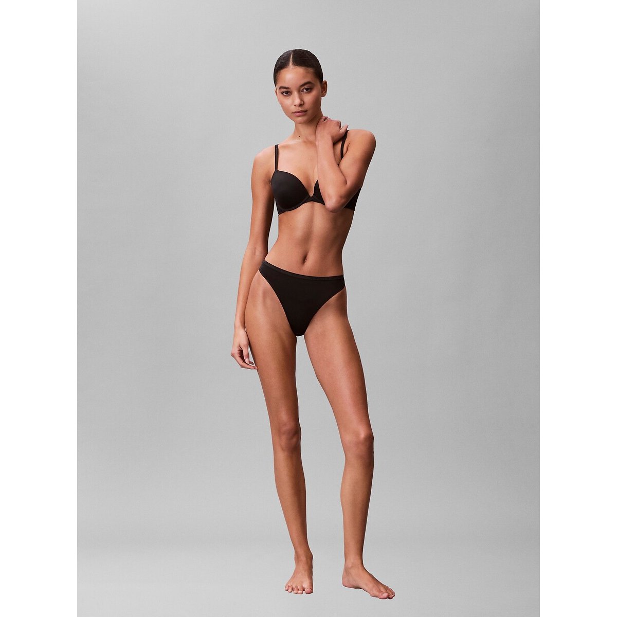 String Perfectly Fit noir, CALVIN KLEIN UNDERWEAR