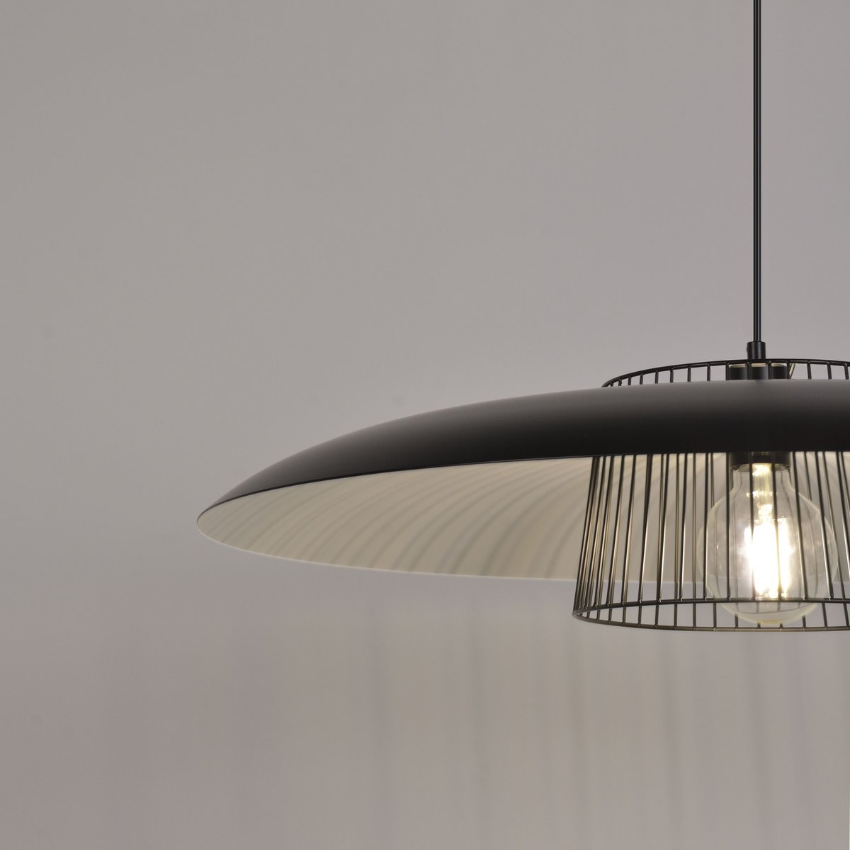 Suspension en acier, SITIO noir, INSPIRE