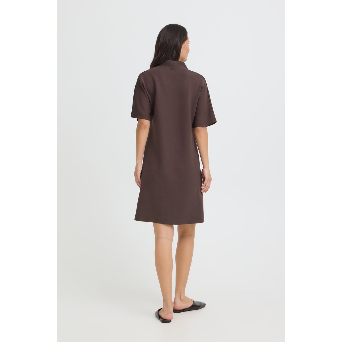 Robe manches courtes, coupe droite, longueur genou marron java, B.YOUNG