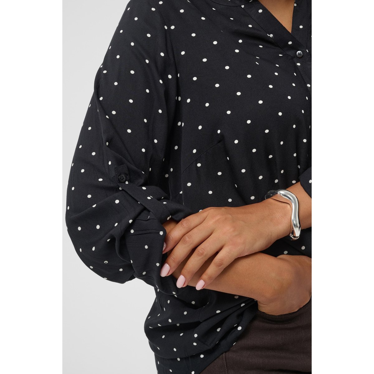 Blouse with long sleeve noir/blanc a pois, KAFFE CURVE