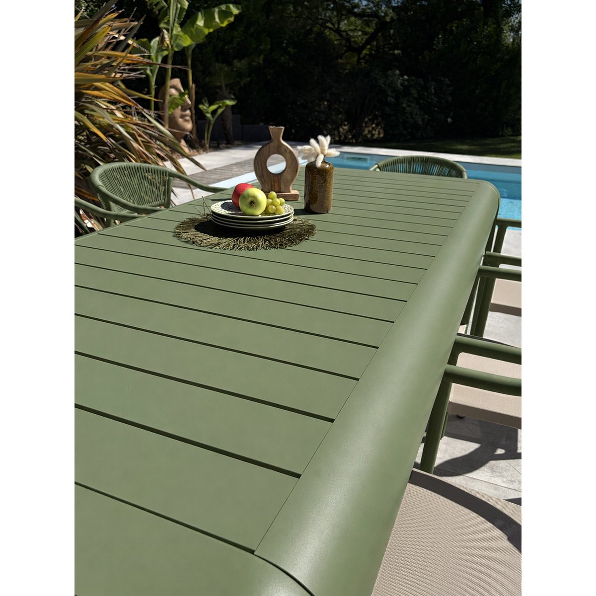 Ensemble repas de jardin en aluminium 8 places HANOI vert olive, DCB GARDEN